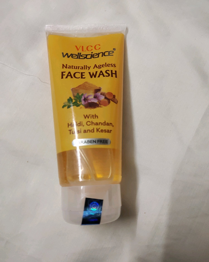 Naturally Ageless Face wash – VLCC WellScience