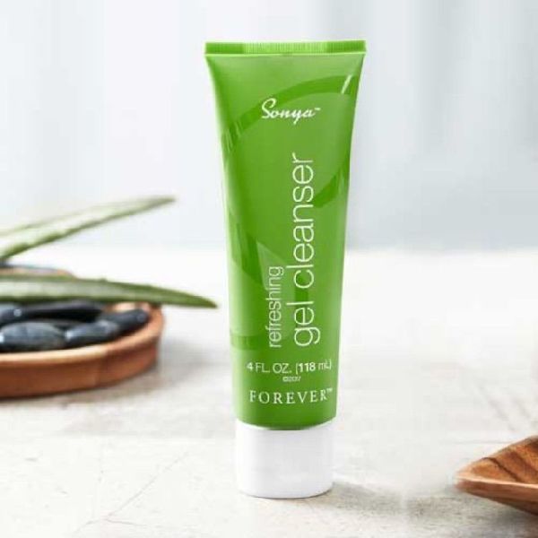 FOREVER SONYA REFRESHING GEL CLEANSER (118 ML)