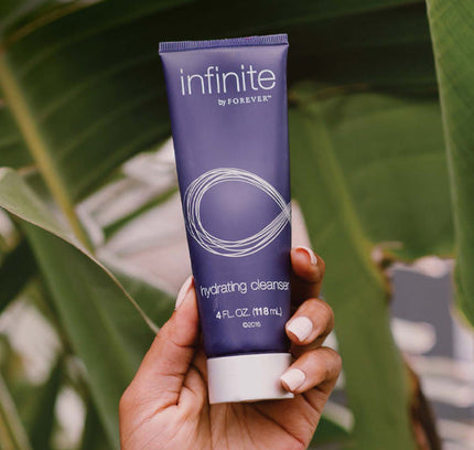 FOREVER INFINITE HYDRATING CLEANSER (118 ML)