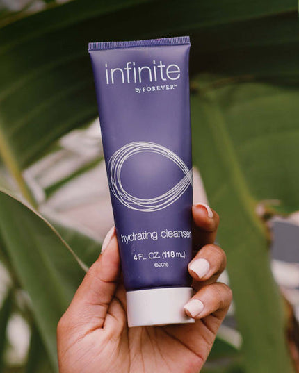 FOREVER INFINITE HYDRATING CLEANSER (118 ML)